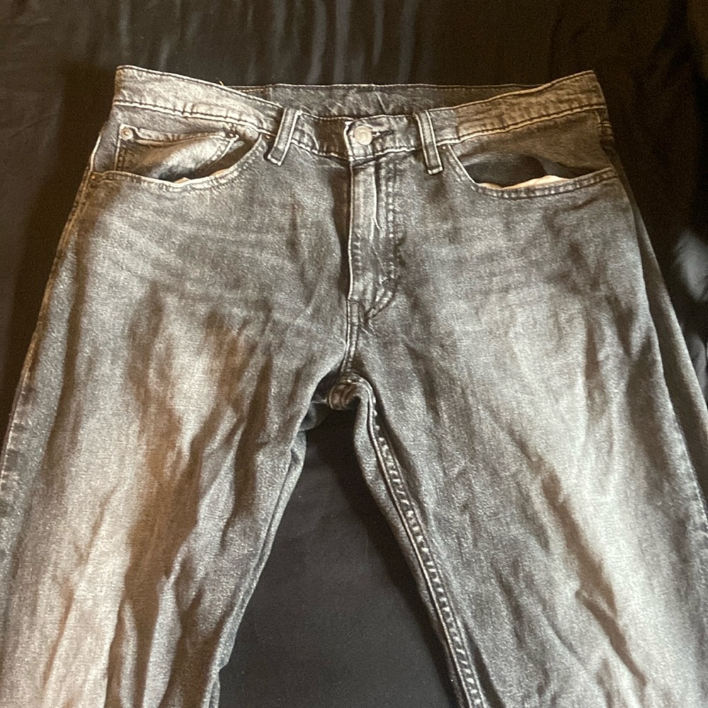 Mens Levi jeans 34w 30L